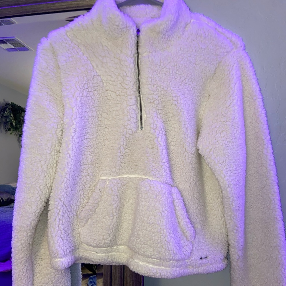 HOLLISTER sherpa quarter zip